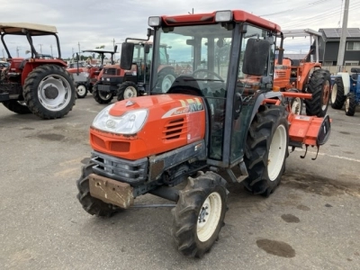KUBOTA KUBOTA