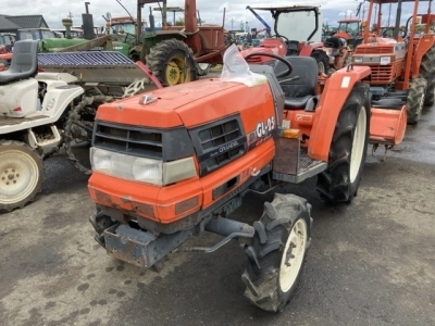 KUBOTA KUBOTA