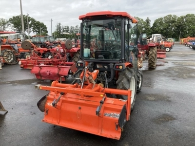 KUBOTA KUBOTA