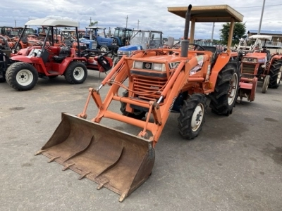 KUBOTA KUBOTA