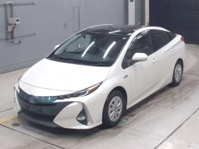 TOYOTA PRIUS PHV