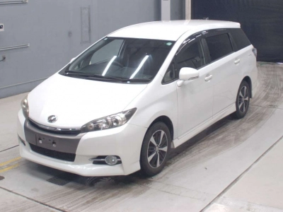 TOYOTA WISH