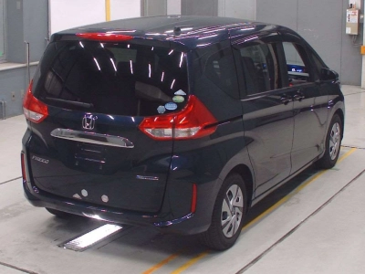 HONDA FREED HYBRID