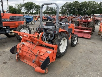 KUBOTA KUBOTA
