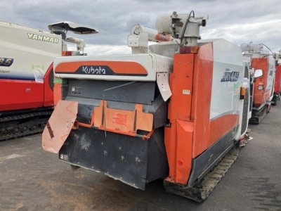 KUBOTA KUBOTA