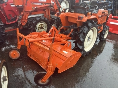 KUBOTA KUBOTA
