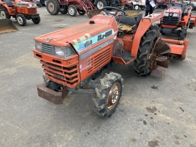KUBOTA KUBOTA