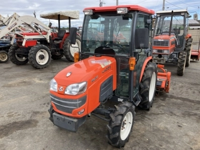 KUBOTA KUBOTA