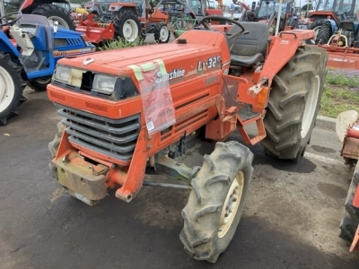 KUBOTA KUBOTA