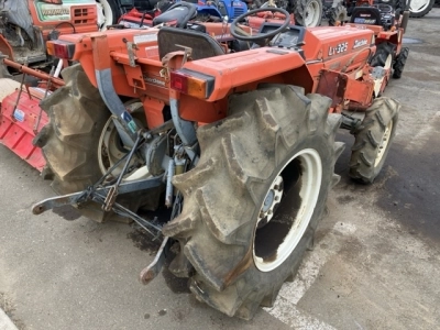 KUBOTA KUBOTA