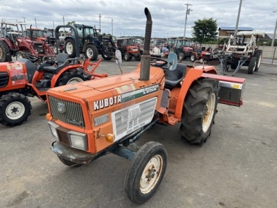 KUBOTA KUBOTA