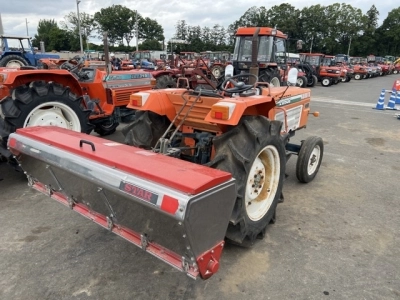 KUBOTA KUBOTA