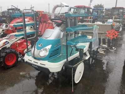 KUBOTA KUBOTA