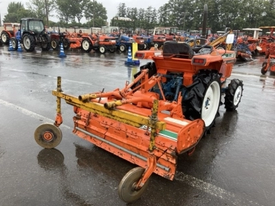 KUBOTA KUBOTA