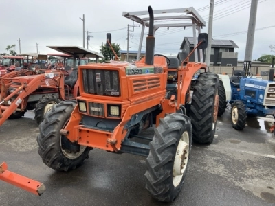 KUBOTA KUBOTA