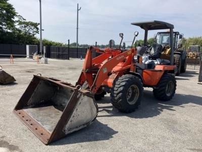 KUBOTA KUBOTA