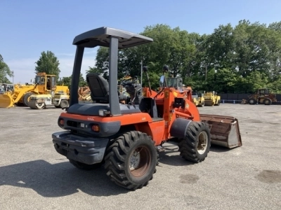 KUBOTA KUBOTA