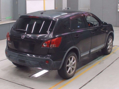 NISSAN DUALIS