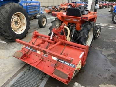 KUBOTA KUBOTA
