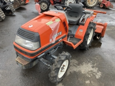 KUBOTA KUBOTA