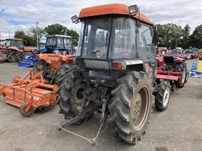 KUBOTA KUBOTA