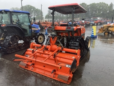 KUBOTA KUBOTA