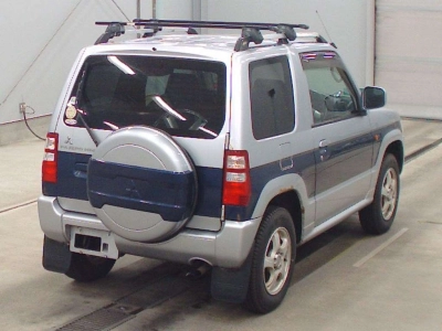 MITSUBISHI PAJERO MINI