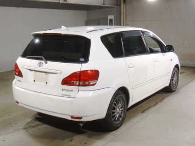 TOYOTA IPSUM