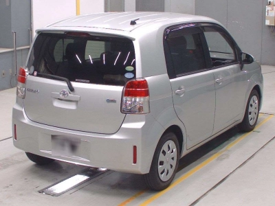 TOYOTA SPADE