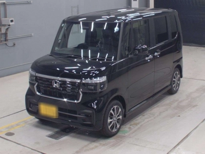 HONDA N BOX CUSTOM