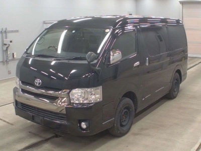 TOYOTA REGIUS VAN