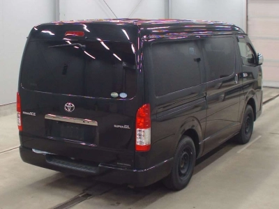 TOYOTA REGIUS VAN