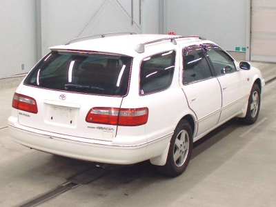 TOYOTA CAMRY GRACIA