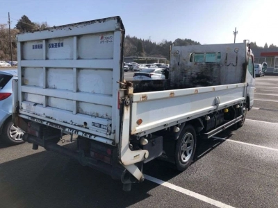 MITSUBISHI CANTER