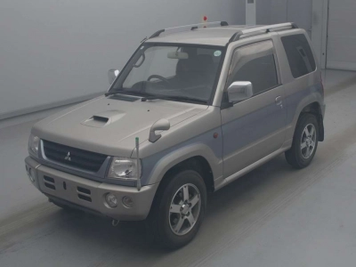 MITSUBISHI PAJERO MINI