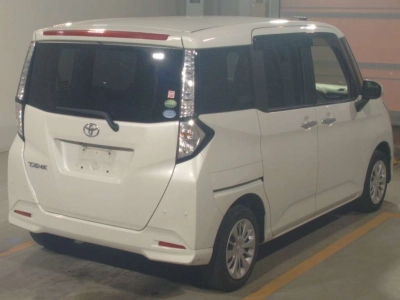 TOYOTA TANK