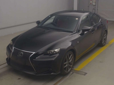 LEXUS IS