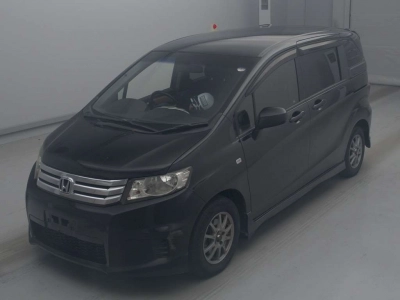 HONDA FREED SPIKE