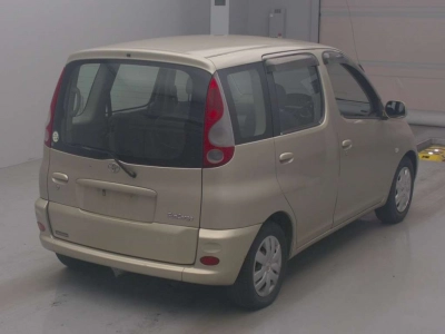 TOYOTA FUN CARGO