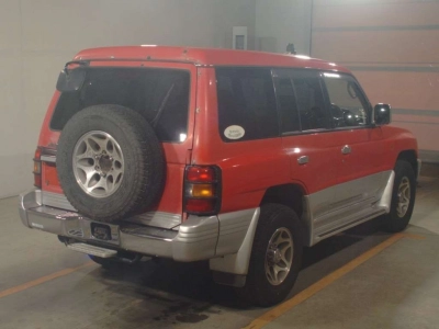 MITSUBISHI PAJERO