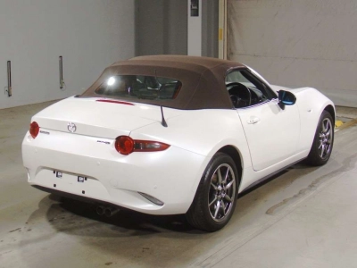 MAZDA ROADSTER
