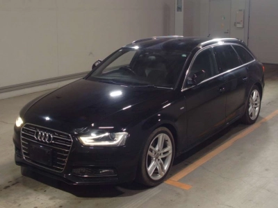 AUDI A4 AVANTE