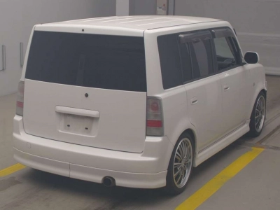TOYOTA BB