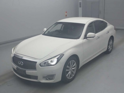NISSAN FUGA