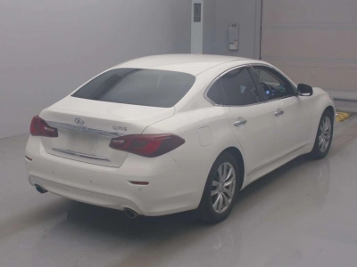 NISSAN FUGA