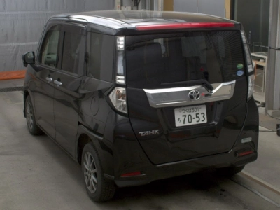 TOYOTA TANK