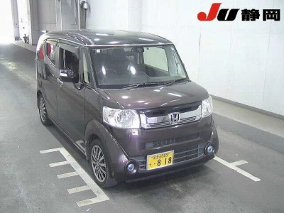 HONDA N-BOX SLASH