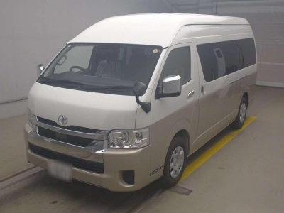 TOYOTA HIACE WAGON