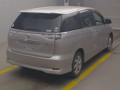 TOYOTA ESTIMA HYBRID