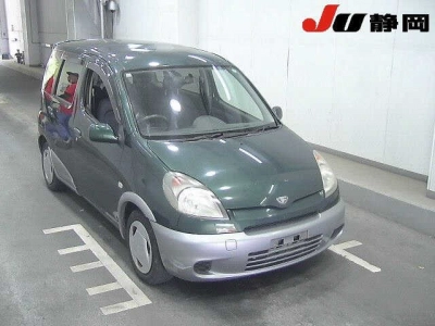 TOYOTA FUN CARGO